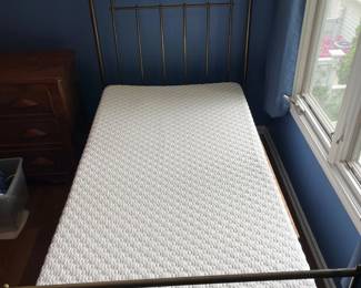 061 Antique Brass Twin Bed Frame