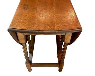 151 Antique Oak Barley Twist GateLeg DropLeaf Table