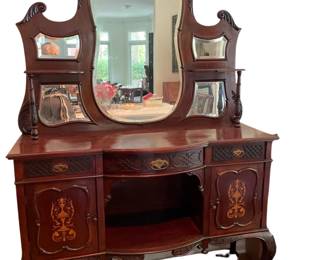 118 Victorian Mahogany Sideboard Buffet with Mirror Back