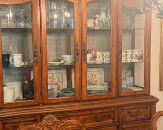 China cabinet , Beautiful !!!