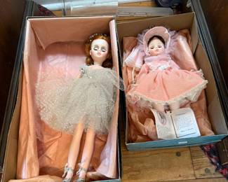 Antique Dolls 
