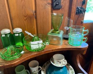 Vtg Green Glassware 