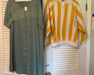 Women's Clothing 