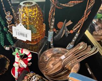 Amber Hobnail Fairy Lamp