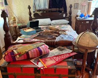 Vtg Trunk 