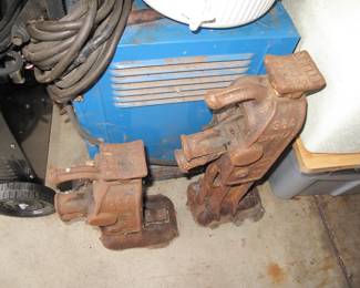 Railroad Jacks
