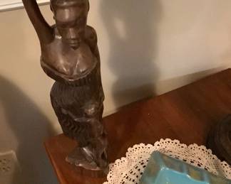 Several figurines from Africa. Several are signed.