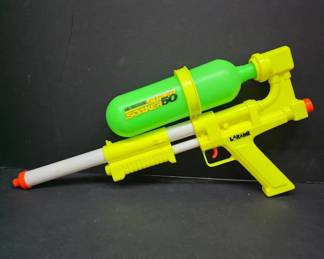 Larami Super Soaker 50 Water Gun