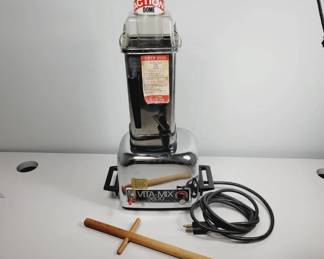 Vita-Mix 3600 Blender with Accessories