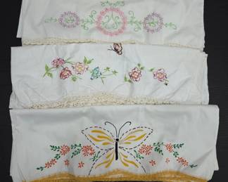 Embroidered Pillowcase Linens with Lace Trim