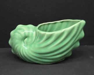 Green Ceramic Shell-Shaped Planter