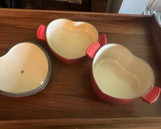 Le Creuset Heart-Shaped Cocotte (2qt) and Stainless Steel Saucepan Set