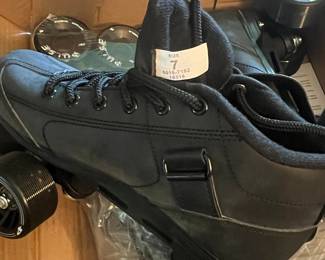 Riedell "Mach-5" Roller Skates with Pulse Wheels