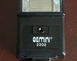 Gemini 2202 Electronic Flash Unit for Minolta Cameras