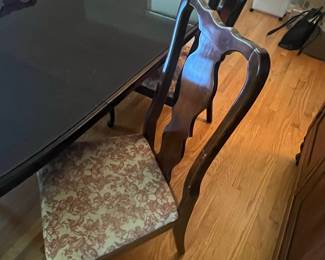 Ethan Allen Georgian Court Queen Anne Cherry Dining Table and Chairs Set