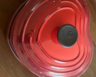 Le Creuset Heart-Shaped Cocotte (2qt) and Stainless Steel Saucepan Set