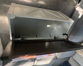 Farmhouse Style Lift-Top Coffee Table with Integrated Power Outlet
