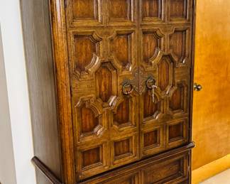 Vintage Gentlemens Armoire