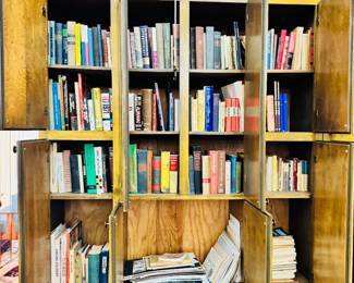 tons of books!