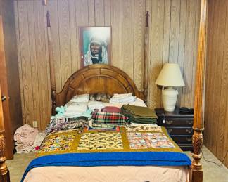 4 Poster Bed, Hook Rug, Native American Art, Linens