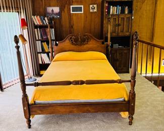Pineapple Bed, Bookcases, Books