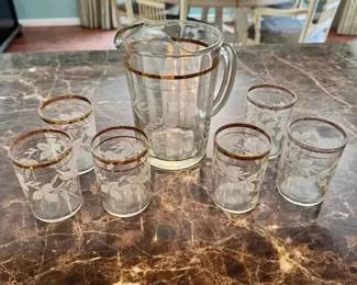 HA176Vintage Etched Glasses And Pitcher