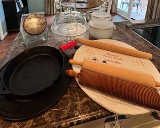 HA173Kitchen Storage, Cooking And Baking