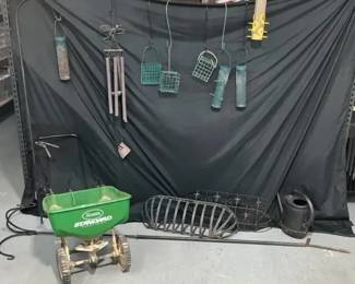 Yard Care, Decor, Bird Feeders