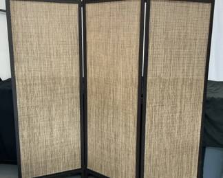 Folding Privacy Screen