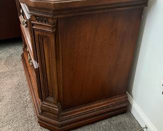 M29 - $40. Thomasville Single Nightstand with 2 drawers. Measures 28" wide x 17" deep x 24" tall. Sturdy. Top has wear. Very useable as is.