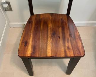 M45 - $125. Round dining table with 4 chairs. Measures 42" round x 30" tall. Sturdy and in good condition!