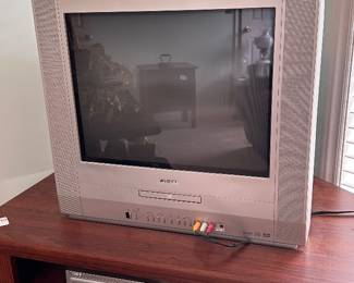 M48 - $200. Toshiba. Model MD20F12. November 2006. 20" CRT television with a built-in DVD player. Works!