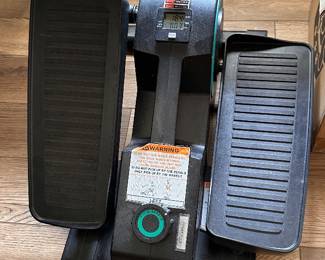 M47 - $30. Cubii Move. Under desk Elliptical.