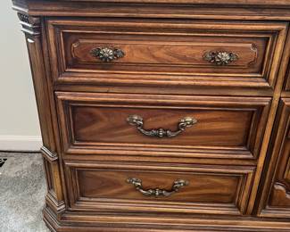 M30 - $85. Thomasville Dresser with Mirror. Measures 70" wide x 20" deep x 32" tall to the top of dresser. 80" to the top of the mirror. Mirror is 29.75" x 48.5" and comes off to move)