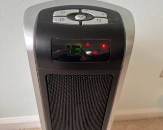 M23 - $20. Lasko Portable Space Heater. Model 5521. 23-inch portable ceramic tower space heater.