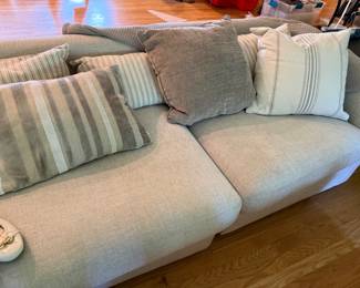 Furniture, Decorative Pillows 
