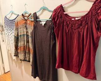 Women's Clothing 