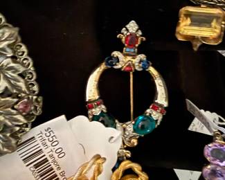 Trifari Tanjore Brooch 