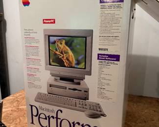 Apple Performa 