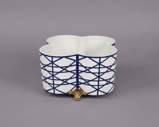 Port Gazebo Quatrefoil Planter