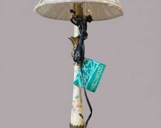 Wildwood Floral Table Lamp