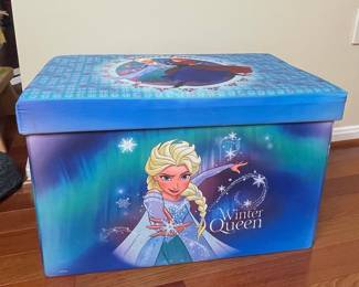 Disney Frozen 'Winter Queen' Storage Ottoman