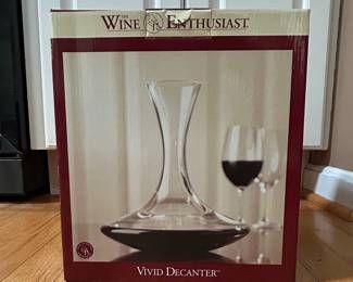 The Wine Enthusiast Vivid Decanter