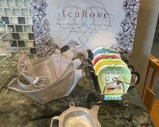 TeaRove Tea Bag Holders and Tea Strainer