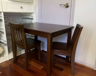 Pottery Barn Kids Table & 4 Chairs
