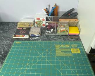 Olfa RM-CG Rotary Cutting Mat (18" x 12")