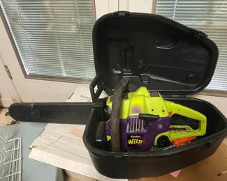 Poulan Wild Thing 2375 LE Chainsaw with Case