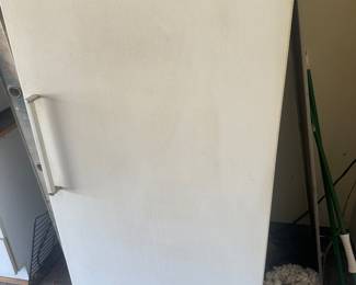 Upright freezer $140.00.  (Not a frost free) it’s in garage, just back right up to it.  28x29x59. 