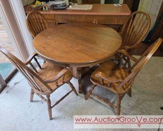 Table & Chairs