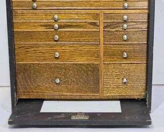 Traveling Dental Tool Chest. 13 Drawer